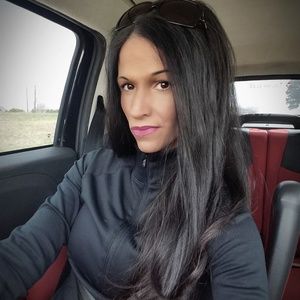 Meet your Posher, Tonya